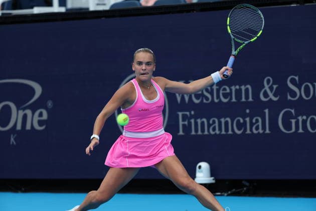 August 21, 2026, Mason, Oh, USA: Cincinnati Open Tennis 2026 - Sara Bejlek hits a ball against Madison Keys in the Cincinnati Open Tennis Tournament held in Mason OH. 2026 08 21. ZUMAPress Mason USA - ZUMAn24_ 20260821_zaf_n24_004 Copyright: xWallyxNellx