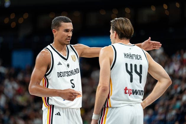 Tristan Da Silva (Deutschland, 05) und David Kraemer (Deutschland, 44), GER, Deutschland vs Tschechien, Basketball, Turkish Airlines Supercup, Halbfinale 2, 21.08.2026 GER, Deutschland vs Tschechien, Basketball, Turkish Airlines Supercup, Tag 1, 21.08.2026 Hamburg *** Tristan Da Silva (Germany), 5, and David Kraemer (Germany), 44, GER, Germany vs. Czech Republic, Basketball, Turkish Airlines Supercup, Semifinal 2, August 21, 2026, GER, Germany vs. Czech Republic, Basketball, Turkish Airlines Supercup, Day 1, August 21, 2026, Hamburg Copyright: xEibner-Pressefoto MaxxVincenx EP_MVN