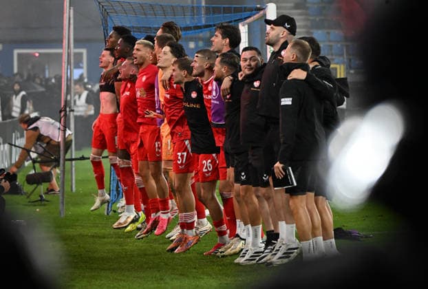 DFB-Pokal 2026 27 1. Runde Carl-Benz-Stadion SV Waldhof Mannheim (svw) - 1. FC Kaiserslautern (fck) 0:1 Der FCK hebt ab DFB-Pokal *** 2026 DFB Cup, Round 1, Carl Benz Stadium: SV Waldhof Mannheim (svw) 1, FC Kaiserslautern (fck) 0. 1: FCK Takes Off in the DFB Cup