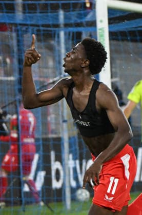 DFB-Pokal 2026 27 1. Runde Carl-Benz-Stadion SV Waldhof Mannheim (svw) - 1. FC Kaiserslautern (fck) 0:1 Schütze des Goldenen Tores Ibrahim KANATE (fck) DFB-Pokal *** 2026-27 DFB Cup, First Round, Carl Benz Stadium: SV Waldhof Mannheim (SVW) 1, FC Kaiserslautern (FCK) 0. Scorer of the Golden Goal: Ibrahim KANATE (FCK). DFB Cup