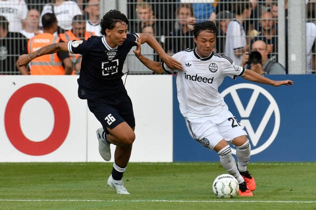 v. li. im Zweikampf v. li. im Zweikampf Lenni Castrop (St. Tönis 26) Keita Kosugi (Eintracht Frankfurt 26) 21.08.2026 ¢ Fussball ¢ SC St. Tönis vs Eintracht Frankfurt, Grotenburg-Stadion, Krefeld, DFB DFL REGULATIONS PROHIBIT ANY USE OF PHOTOGRAPHS AS IMAGE SEQUENCES AND OR QUASI-VIDEO NRW Germany *** v li in a one-on-one v li in a one-on-one Lenni Castrop St. Tönis 26 Keita Kosugi Eintracht Frankfurt 26 21 08 2026 ¢ Soccer ¢ SC St. Tönis vs. Eintracht Frankfurt, Grotenburg Stadium, Krefeld, DFB DFL regulations prohibit any use of photographs as image sequences and or quasi-video NRW Germany Copyright: xpepphotox xSaschaxWeizx pep00321, pep_20260821_hm
