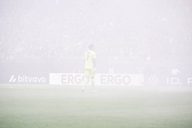 Deutschland: Fussball Saison 2026 2027 , DFB-Pokal Runde 1 1. Runde , SV Waldhof Mannheim vs. 1. FC Kaiserslautern - Carl-Benz-Stadion (Mannheim) : Thijmen Nijhuis (SV Waldhof Mannheim, 1) im Nebel Mannheim Carl-Benz-Stadion Deutschland Germany *** Germany Soccer Season 2026–2027, DFB Cup Round 1, SV Waldhof Mannheim vs. 1. FC Kaiserslautern, Carl Benz Stadium, Mannheim, Thijmen Nijhuis, SV Waldhof Mannheim, 1 in the Fog, Mannheim, Carl Benz Stadium, Germany Copyright: xBennetxLongx