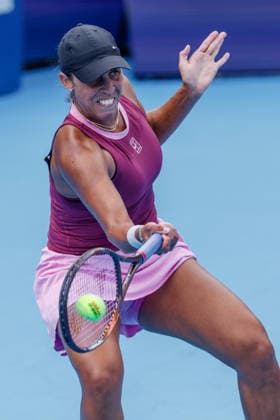 August 21, 2026, Mason, Ohio, U.S: Madison Keys (USA) hits a forehand shot during FridayÃ¢â‚¬â ¢s quarterfinals at the Cincinnati Open at the Lindner Family Tennis Center , Mason, Oh. Mason U.S - ZUMAs304 20260821_zaf_s304_014 Copyright: xScottxStuartx