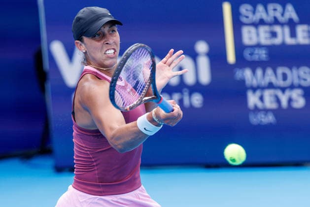 August 21, 2026, Mason, Ohio, U.S: Madison Keys (USA) hits a forehand shot during FridayÃ¢â‚¬â ¢s quarterfinals at the Cincinnati Open at the Lindner Family Tennis Center , Mason, Oh. Mason U.S - ZUMAs304 20260821_zaf_s304_018 Copyright: xScottxStuartx
