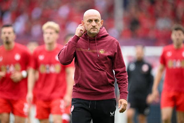 DFB Pokal 26 27 - SV Waldhof Mannheim - 1. FC Kaiserslautern am 15.08.2026 im Carl Benz Stadion in Mannheim Trainer Torsten Lieberknecht (Kaiserslautern) *** DFB Cup: SV Waldhof Mannheim 26–27 FC Kaiserslautern on August 15, 2026, at Carl Benz Stadium in Mannheim. Coach: Torsten Lieberknecht (Kaiserslautern) MT