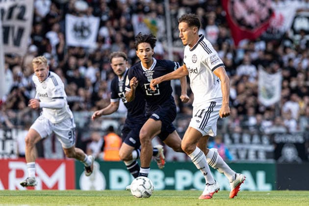 DFB-Pokal, 2026 2027, 1. Runde: SC St. Tönis 11 20 - Eintracht Frankfurt; 21.08.2026 Younes Ebnoutalib (Eintracht Frankfurt, 11) DFB-Pokal, 2026 2027, 1. Runde: SC St. Tönis 11 20 - Eintracht Frankfurt; Grotenburg-Stadion, Krefeld; 21.08.2026 *** DFB Cup, 2026–2027, 1st Round: SC St. Tönis 11–20 Eintracht Frankfurt, August 21, 2026; Younes Ebnoutalib, Eintracht Frankfurt, 11 DFB Cup, 2026–2027, First Round: SC St. Tönis 11:20 Eintracht Frankfurt, Grotenburg Stadium, Krefeld, August 21, 2026 Copyright: xBEAUTIFULxSPORTS Buriakovx