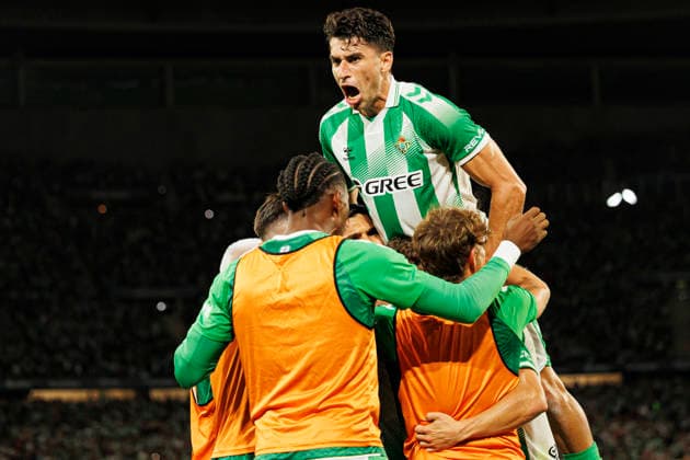 Rodrigo Riquelme and players of Betis seen celebrating after scoring goal during LaLiga EASPORTS 2026 2027 game between teams of Real Betis Balompie and Real Sociedad (Maciej Rogowski Ball Raw Images) Sevilla Estadio Benito Villamarin Spain Copyright: xMaciejxRogowskix maciejrogowski_betis_sociedad_2627-26
