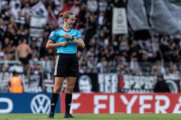 DFB-Pokal, 2026 2027, 1. Runde: SC St. Tönis 11 20 - Eintracht Frankfurt; 21.08.2026 Davina Lutz (Schiedsrichterin, Poppenhausen) DFB-Pokal, 2026 2027, 1. Runde: SC St. Tönis 11 20 - Eintracht Frankfurt; Grotenburg-Stadion, Krefeld; 21.08.2026 *** DFB Cup, 2026–2027, 1st Round: SC St. Tönis 11–20 Eintracht Frankfurt, August 21, 2026; Davina Lutz, referee, Poppenhausen; DFB Cup, 2026–2027, First Round: SC St. Tönis 11:20 Eintracht Frankfurt, Grotenburg Stadium, Krefeld, August 21, 2026 Copyright: xBEAUTIFULxSPORTS Buriakovx