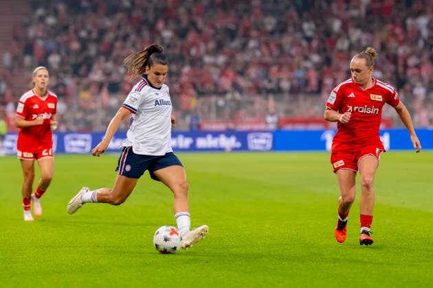 Germany, Berlin, Stadion an der Alten Foersterei, 21.08.2026, 1. Frauen Fußball Bundesliga, 1. FC Union Berlin vs. FC Bayern Muenchen, Jovana DamnjanoviÄ‡ (FC Bayern Muenchen), Photo by Eibner Pressefoto Tino Henschel 1. Frauen Fußball Bundesliga, 1. FC Union Berlin vs. FC Bayern Muenchen Berlin *** Germany, Berlin, Stadion an der Alten Foersterei, August 21, 2026, Women s Bundesliga, 1. FC Union Berlin vs. FC Bayern Munich, Jovana Damnjanovic (FC Bayern Munich), Photo by Eibner Pressefoto Tino Henschel, Women s Bundesliga, 1. FC Union Berlin vs. FC Bayern Munich, Berlin Copyright: xEibnerxPressefotox