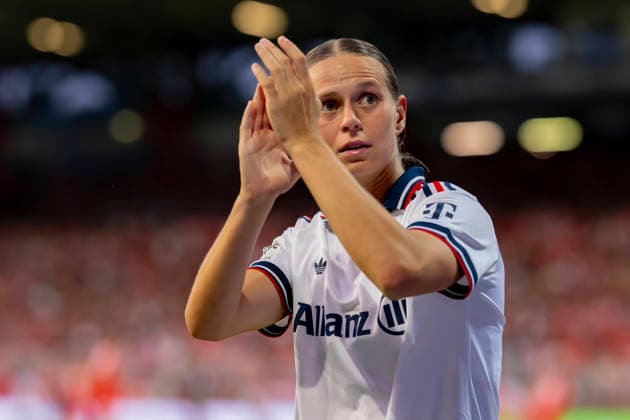 Germany, Berlin, Stadion an der Alten Foersterei, 21.08.2026, 1. Frauen Fußball Bundesliga, 1. FC Union Berlin vs. FC Bayern Muenchen, Klara Buehl (FC Bayern Muenchen), Photo by Eibner Pressefoto Tino Henschel 1. Frauen Fußball Bundesliga, 1. FC Union Berlin vs. FC Bayern Muenchen Berlin *** Germany, Berlin, Stadion an der Alten Foersterei, August 21, 2026, Women s Bundesliga 1, 1. FC Union Berlin vs. FC Bayern Munich, Klara Buehl (FC Bayern Munich), Photo by Eibner Pressefoto Tino Henschel, Women s Bundesliga 1, 1. FC Union Berlin vs. FC Bayern Munich, Berlin Copyright: xEibnerxPressefotox