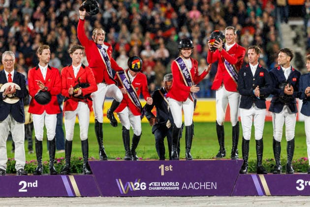 AACHEN - FEI World Championships 2026, AACHEN - FEI World Championships 2026 Team Germany EHNING Marcus (GER), HINNERS Sophie (GER), DEUSSER Daniel (GER), VOGEL Richard (GER), BECKER Otto (Bundestrainer) Medal ceremony Team Medaillenvergabe Team FEI Jumping World Championship, WM, Weltmeisterschaft Second Competition Team Final & Second Individual Qualifier Mercedes-Benz Prize Aachen, Reitstadion Soers 21. August 2026 - *** AACHEN FEI World Championships 2026, AACHEN FEI World Championships 2026 Team Germany: Marcus EHNING (GER), Sophie HINNERS (GER), Daniel DEUSSER (GER), Richard VOGEL (GER), BECKER Otto, National Coach; Medal Ceremony; Team; Medal Presentation; Team; FEI Jumping World Championship; Second Competition; Team Final; Second Individual Qualifier; Mercedes-Benz Prize; Aachen, Soers Equestrian Stadium; August 21, 2026