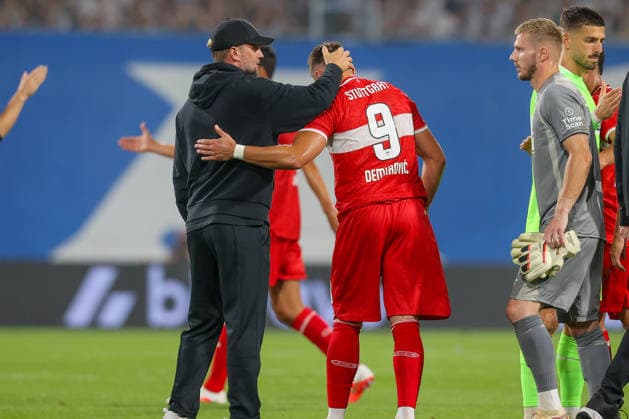 21.08.2026, xtgx, Fussball - DFB Pokal 1.Runde Hansa Rostock - VfB Stuttgart emspor, v.l. Sebastian Hoeness (Hoeneß, Stuttgart, Trainer) und Ermedin Demirovic (Stuttgart, 9) nach dem Spiel (DFL DFB REGULATIONS PROHIBIT ANY USE OF PHOTOGRAPHS as IMAGE SEQUENCES and or QUASI-VIDEO) Rostock *** August 21, 2026, xtgx, Soccer, DFB Cup, 1st Round, Hansa Rostock vs. VfB Stuttgart, emspor, from left: Sebastian Hoeness Hoeneß, Stuttgart, coach, and Ermedin Demirovic, Stuttgart, 9 after the game. DFL and DFB regulations prohibit any use of photographs as image sequences and or quasi-video. Rostock