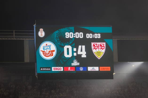 21.08.2026, xtgx, Fussball - DFB Pokal 1.Runde Hansa Rostock - VfB Stuttgart emspor, v.l. Symbolfoto, Symbolbild, Symbol, Anzeige, Endstand, Anzeigetafel (DFL DFB REGULATIONS PROHIBIT ANY USE OF PHOTOGRAPHS as IMAGE SEQUENCES and or QUASI-VIDEO) Rostock *** August 21, 2026, xtgx, Soccer, DFB Cup, First Round, Hansa Rostock vs. VfB Stuttgart, emspor, from left: stock photo, stock image, symbol, advertisement, Final Score, Scoreboard DFL DFB REGULATIONS PROHIBIT ANY USE OF PHOTOGRAPHS as IMAGE SEQUENCES and or QUASI-VIDEO Rostock