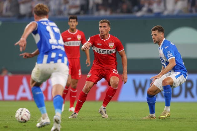 21.08.2026, xtgx, Fussball - DFB Pokal 1.Runde Hansa Rostock - VfB Stuttgart emspor, v.l. Grischa Prömel (Stuttgart, 21) (DFL DFB REGULATIONS PROHIBIT ANY USE OF PHOTOGRAPHS as IMAGE SEQUENCES and or QUASI-VIDEO) Rostock *** August 21, 2026, xtgx, Soccer DFB Cup 1st Round Hansa Rostock vs. VfB Stuttgart emspor, from left: Grischa Prömel, Stuttgart, 21 DFL DFB REGULATIONS PROHIBIT ANY USE OF PHOTOGRAPHS as IMAGE SEQUENCES and or QUASI-VIDEO Rostock