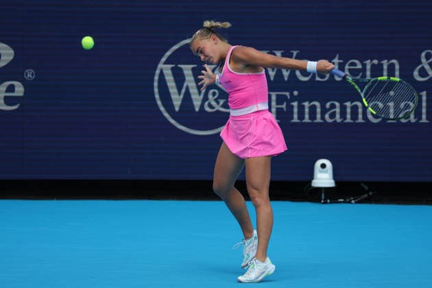 August 21, 2026, Mason, Oh, USA: Cincinnati Open Tennis 2026 - Sara Bejlek hits a ball against Madison Keys in the Cincinnati Open Tennis Tournament held in Mason OH. 2026 08 21. ZUMAPress Mason USA - ZUMAn24_ 20260821_zaf_n24_118 Copyright: xWallyxNellx