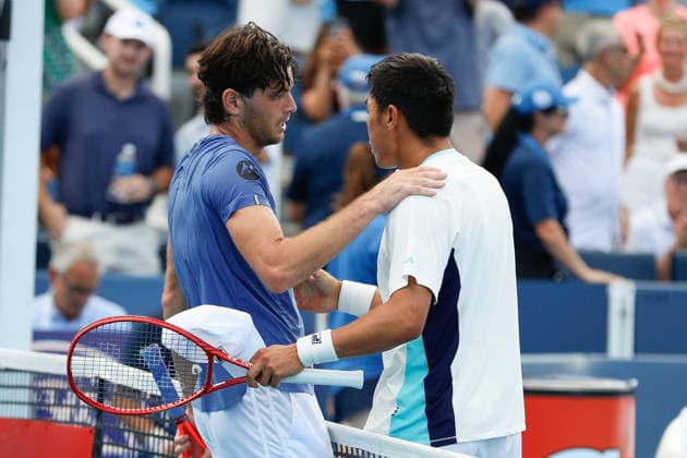 CINCINNATI, OH - AUGUST 21: Taylor Fritz of the United States congratulates Brandon Nakashima of the United States during the quarterfinal round of the Cincinnati Open at the Lindner Family Tennis Center on August 21, 2026 in Mason, Ohio. (Photo by Ian Johnson Icon Sportswire) TENNIS: AUG 21 Cincinnati Open EDITORIAL USE ONLY Icon2608121008