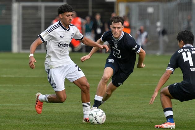 v. li. im Kampf um den Ball Ayoube Amaimouni-Echghouyab (Eintracht Frankfurt 29) Jonas Theuerzeit (St. Tönis 33) 21.08.2026 ¢ Fussball ¢ SC St. Tönis vs Eintracht Frankfurt, Grotenburg-Stadion, Krefeld, DFB DFL REGULATIONS PROHIBIT ANY USE OF PHOTOGRAPHS AS IMAGE SEQUENCES AND OR QUASI-VIDEO NRW Germany *** From left: Ayoube Amaimouni Echghouyab (Eintracht Frankfurt 29) and Jonas Theuerzeit (St. Tönis 33) battling for the ball on August 21, 2026 ¢ Soccer ¢ SC St. Tönis vs. Eintracht Frankfurt, Grotenburg Stadium, Krefeld, DFB DFL regulations prohibit any use of photographs as image sequences and or quasi-video. NRW, Germany Copyright: xpepphotox xSaschaxWeizx pep00321, pep_20260821_hm