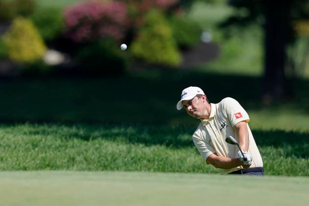 ST. LOUIS, MO - AUGUST 21: Matt Fitzpatrick of England plays a pitch shot from the rough at the fourteenth hole during the second round of the BMW Championship on August 21, 2026 at Bellerive Country Club in St Louis, Missouri. (Photo by Joe Robbins Icon Sportswire) GOLF: AUG 21 PGA, Golf Herren BMW Championship EDITORIAL USE ONLY Icon5732608210222