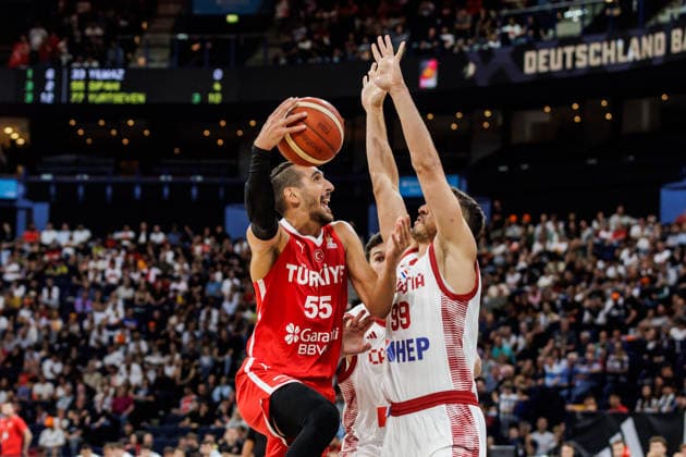 21.08.2026, GER, Turkish Airlines Supercup 2026, Hamburg, Kroatien-Türkei Kenan Sipahi (Tuerkei, 55), Toni Nakic (Kroatien, 99) Hamburg Barclays Arena Hamburg Deutschland *** August 21, 2026, GER, 2026 Turkish Airlines Super Cup, Hamburg, Croatia vs. Turkey, Kenan Sipahi (Turkey), 55, Toni Nakic (Croatia), 99, Hamburg Barclays Arena, Hamburg, Germany