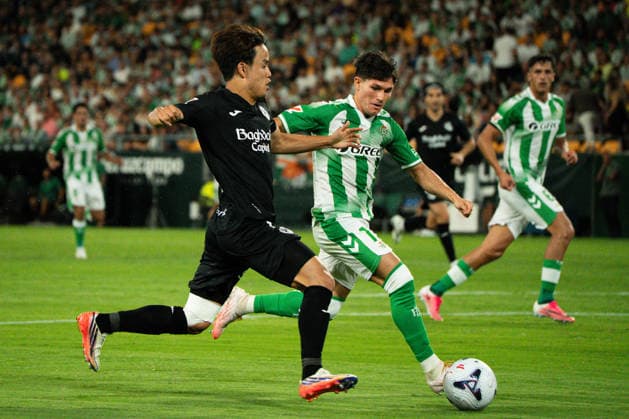 Takefusa Kubo and Fran Garcia seen during LaLiga 2026 27 matchday 2 game between Real Betis Balompie and Real Sociedad de futbol (Marta Lopez Ball Raw Images) Seville Estadio La Cartuja Spain Copyright: xMartaxLopezx MartaLopez_BallRawImages_RealBetis-RealSociedad-026