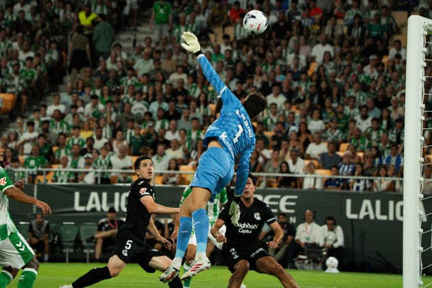 Alex Remiro seen during LaLiga 2026 27 matchday 2 game between Real Betis Balompie and Real Sociedad de futbol (Marta Lopez Ball Raw Images) Seville Estadio La Cartuja Spain Copyright: xMartaxLopezx MartaLopez_BallRawImages_RealBetis-RealSociedad-056