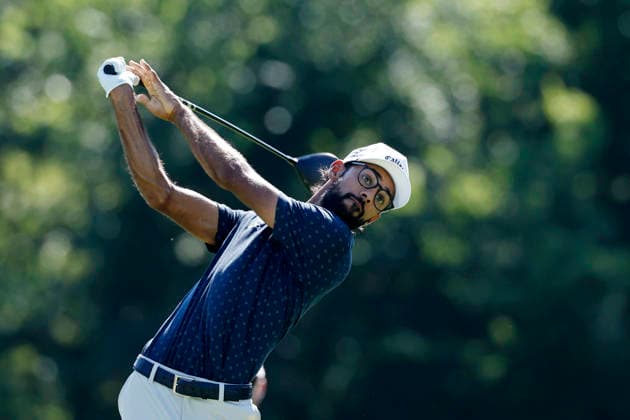 ST. LOUIS, MO - AUGUST 21: Akshay Bhatia of United States of America plays from the tee at the twelfth hole during the second round of the BMW Championship on August 21, 2026 at Bellerive Country Club in St Louis, Missouri. (Photo by Joe Robbins Icon Sportswire) GOLF: AUG 21 PGA, Golf Herren BMW Championship EDITORIAL USE ONLY Icon5732608210492