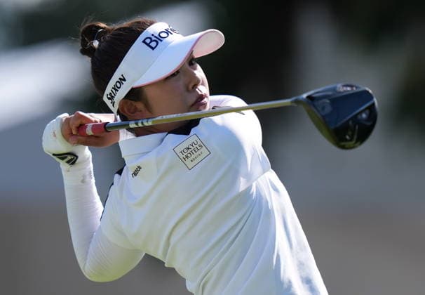 August 21, 2026, Edmonton, Ab, CANADA: Miyu Yamashita, of Japan, hits her tee shot on the 10th hole during the second round at the LPGA, Golf Damen CPKC Canadian Women s Open golf tournament, in Edmonton, on Friday, Aug. 21, 2026. Canada News - August 21, 2026  - ZUMAc35_ 20260821_zaf_c35_149 Copyright: xDarrylxDyckx