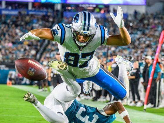 NFL, American Football Herren, USA 2026: Panthers Vs Jaguars AUG 21 Aug 21, 2026; Jacksonville, Florida, USA; Carolina Panthers wide receiver Brycen Tremayne (87) is un able to make a catch in the endzone during the first half of preseason game against the Jacksonville Jaguars at Everbank Stadium. Mandatory Credit: Romeo Guzman-Cal Media(Credit Image: Romeo Guzman Cal Sport Media) Jacksonville Florida USA EDITORIAL USE ONLY Copyright: xx ZUMA-20221124_faf_cg2_002.jpg RomeoxGuzmanx csmphotothree513288