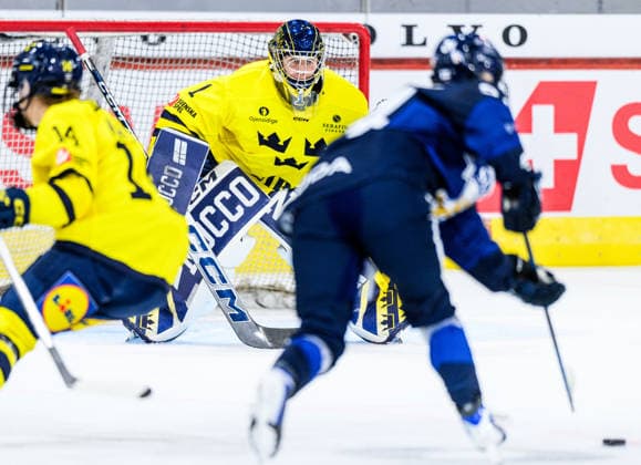 260822 Goaltender Ebba Träff Svensson of Sweden during the Women™s Euro Hockey Tour game between Finland and Sweden on August 22, 2026 in Kloten. Photo: Mathilda Schuler BILDBYRAN kod MA MA1022 ishockey Ice hockey, Eishockey women™s euro hockey tour finland sverige sweden dam bbeng sverige sweden finland *** August 22, 2026: Goaltender Ebba Träff Svensson of Sweden during the Women’s Euro Hockey Tour game between Finland and Sweden on August 22, 2026 in Kloten. Photo by Mathilda Schuler. BILDBYRAN code MA MA1022 ice hockey women’s euro hockey tour finland sweden women’s bbeng sweden sweden finland  Copyright: MATHILDAxSCHULER BB260822MA058