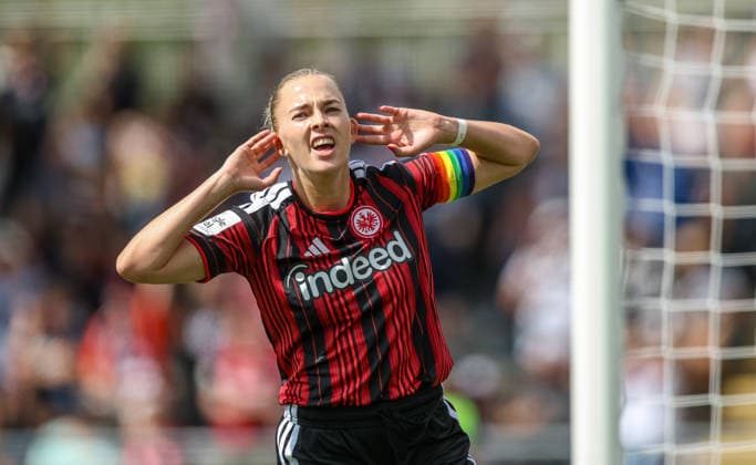 GER, Frankfurt, Eintracht Frankfurt vs 1. FC Köln, Google Pixel Frauen Bundesliga, Fussball, DFB, Spielzeit 2026 2027, Stadion am Brentanobad, 1. Spieltag im Bild: Laura Freigang (Eintracht Frankfurt Frauen 10) erzielt das 1:0, Tor, Jubel und Freude, Emotionen DFB DFL REGULATIONS PROHIBIT ANY USE OF PHOTOGRAPHS AS IMAGE SEQUENCES AND OR QUASI-VIDEO, 22.08.2026 *** GER, Frankfurt, Eintracht Frankfurt vs. 1. FC Köln, Google Pixel Women s Bundesliga, Soccer, DFB, 2026–2027 Season, Stadion am Brentanobad, Matchday 1 in Pictures: Laura Freigang of Eintracht Frankfurt Women s Team 10 scores the 1–0 goal, Celebration and joy, emotions. DFB and DFL regulations prohibit any use of photographs as image sequences and or quasi-video. August 22, 2026 Copyright: HMBxMedia HendrikxHamelau