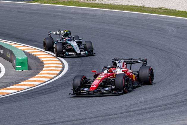 ZANDVOORT - Charles Leclerc from Monaco and driver for Scuderia Ferrari HP, Andrea Kimi Antonelli from Italy and driver for Mercedes-AMG PETRONAS F1 Team during the sprint race of the Formula 1 Heineken Dutch Grand Prix at Circuit Zandvoort on 22 August 2026 in Zandvoort, the Netherlands. MARCEL TER BALS ANP xVIxANPxSportx xMarcelxterxBalsxIVx 565994314 originalFilename: 565994314.jpg
