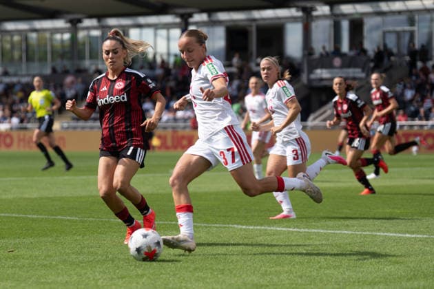 22.08.2026, xhfmx, Fussball Google Pixel Frauen-Bundesliga, Eintracht Frankfurt - 1.FC Köln v.l. Ereleta Memeti (Eintracht Frankfurt, Rückennummer 7). Beke Sterner (1. FC Köln, Rückennummer 37) Frankfurt am Main *** August 22, 2026, xhfmx, Soccer Google Pixel Women s Bundesliga, Eintracht Frankfurt vs. 1. FC Köln, Ereleta Memeti (Eintracht Frankfurt, No. 7) and Beke Sterner (1. FC Köln, No. 37), Frankfurt am Main
