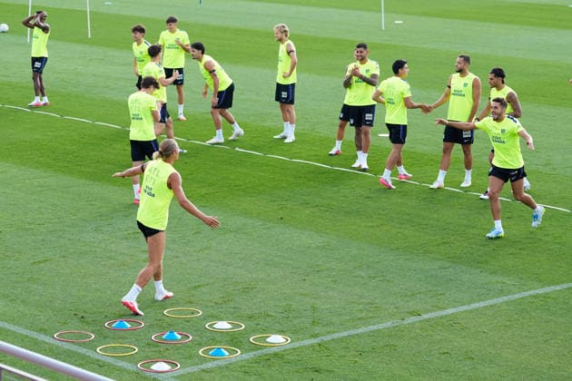 August 22, 2026, Madrid, Madrid, Spain: Jorge Resurreccion Koke and Marcos Llorente during a training session of Atletico de Madrid ahead the Spanish League, LaLiga EA Sports, football match against Villarreal CF at Ciudad Deportiva Wanda Atletico de Madrid on August 22, 2026, in Madrid, Spain. Madrid Spain - ZUMAa181 20260822_zaa_a181_034 Copyright: xDennisxAgyemanx