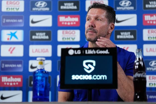 August 22, 2026, Madrid, Madrid, Spain: Diego Pablo Simeone, head coach of Atletico de Madrid, attends his press conference, PK, Pressekonferenz during a training session of Atletico de Madrid ahead the Spanish League, LaLiga EA Sports, football match against Villarreal CF at Ciudad Deportiva Wanda Atletico de Madrid on August 22, 2026, in Madrid, Spain. Atletico De Madrid Training Session And Press Conference - Laliga Ea Sports  - ZUMAa181 20260822_zaa_a181_047 Copyright: xDennisxAgyemanx