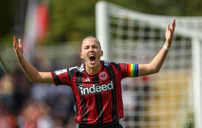 GER, Frankfurt, Eintracht Frankfurt vs 1. FC Köln, Google Pixel Frauen Bundesliga, Fussball, DFB, Spielzeit 2026 2027, Stadion am Brentanobad, 1. Spieltag im Bild: Laura Freigang (Eintracht Frankfurt Frauen 10) schießt das Tor zum 1:0, Tor, Jubel und Freude, Emotionen DFB DFL REGULATIONS PROHIBIT ANY USE OF PHOTOGRAPHS AS IMAGE SEQUENCES AND OR QUASI-VIDEO, 22.08.2026 *** GER, Frankfurt, Eintracht Frankfurt vs. 1. FC Köln, Google Pixel Women s Bundesliga, Soccer, DFB, 2026–2027 Season, Stadion am Brentanobad, Matchday 1: Laura Freigang of Eintracht Frankfurt Women s Team 10 scores the 1–0 goal, Goal, celebration and joy, emotions. DFB and DFL regulations prohibit any use of photographs as image sequences and or quasi-video. August 22, 2026 Copyright: HMBxMedia HendrikxHamelau
