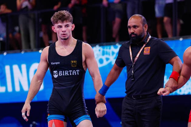 U20 World Championships 74kg FS - Manuel Wagin (GER) df. Mate Bendeguz Varga (HUN) *** U20 World Championships, 74 kg Freestyle: Manuel Wagin (GER) def. Mate Bendeguz Varga (HUN) Copyright: xKostadinxAndonovx