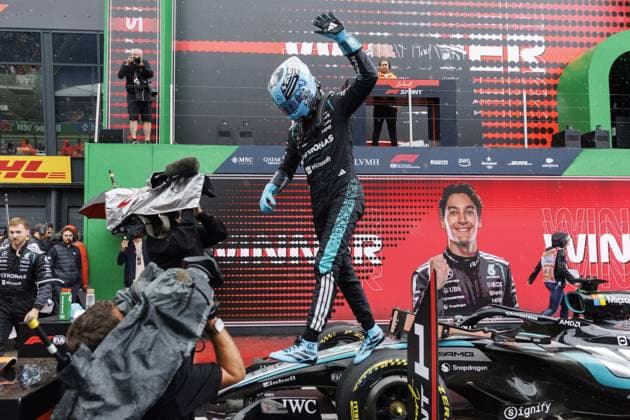 ZANDVOORT - George Russell (Mercedes-AMG PETRONAS Formula One Team) wins the sprint race ahead of the F1 Dutch Grand Prix at the Circuit Zandvoort. SEM VAN DER WAL ANP xVIxANPxSportx xxANPxIVx 565995923 originalFilename: 565995923.jpg