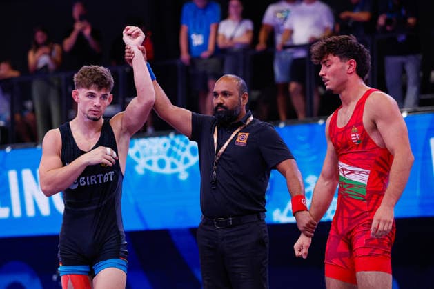 U20 World Championships 74kg FS - Manuel Wagin (GER) df. Mate Bendeguz Varga (HUN) *** U20 World Championships, 74 kg Freestyle: Manuel Wagin (GER) def. Mate Bendeguz Varga (HUN) Copyright: xKostadinxAndonovx