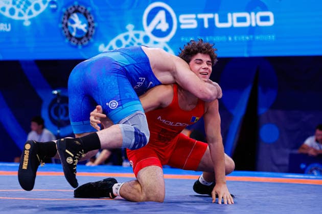 U20 World Championships 97kg FS - Ashab Dadaev (FRA) df. Alexei Usanov (MDA) *** U20 World Championships, 97kg Freestyle: Ashab Dadaev (FRA) defeated Alexei Usanov (MDA) Copyright: xKostadinxAndonovx