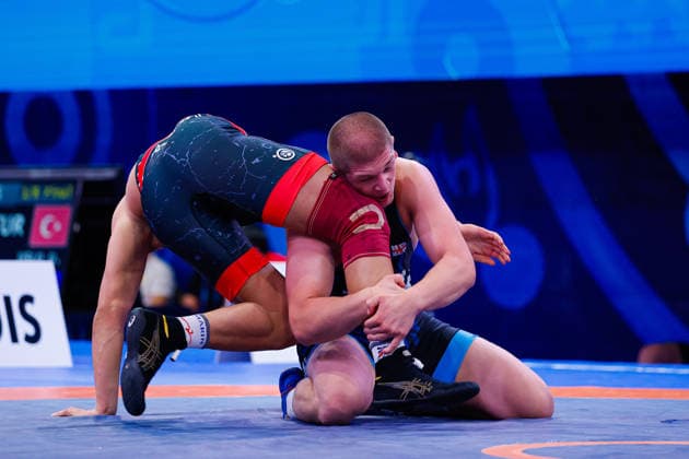 U20 World Championships 97kg FS - Konstantine Petriashvili (GEO) df. Toohid Amirali Noory (IRI) *** U20 World Championships, 97 kg Freestyle: Konstantine Petriashvili (GEO) def. Toohid Amirali Noory (IRI) Copyright: xKostadinxAndonovx