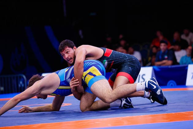 U20 World Championships 97kg FS - Toohid Amirali Noory (IRI) df. Balazs Lorincz (ROU) *** U20 World Championships, 97 kg Freestyle: Toohid Amirali Noory (IRI) defeated Balazs Lorincz (ROU) Copyright: xKostadinxAndonovx