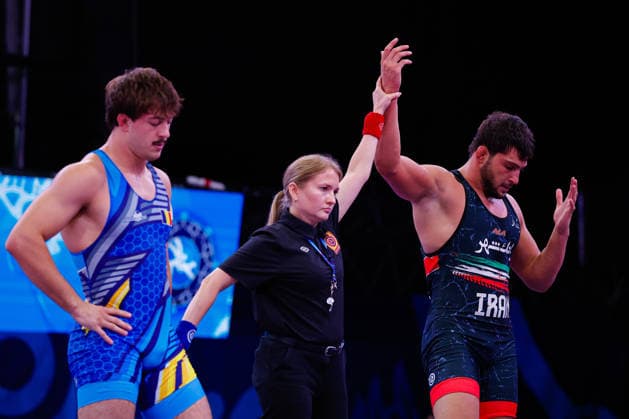 U20 World Championships 97kg FS - Toohid Amirali Noory (IRI) df. Balazs Lorincz (ROU) *** U20 World Championships, 97 kg Freestyle: Toohid Amirali Noory (IRI) defeated Balazs Lorincz (ROU) Copyright: xKostadinxAndonovx