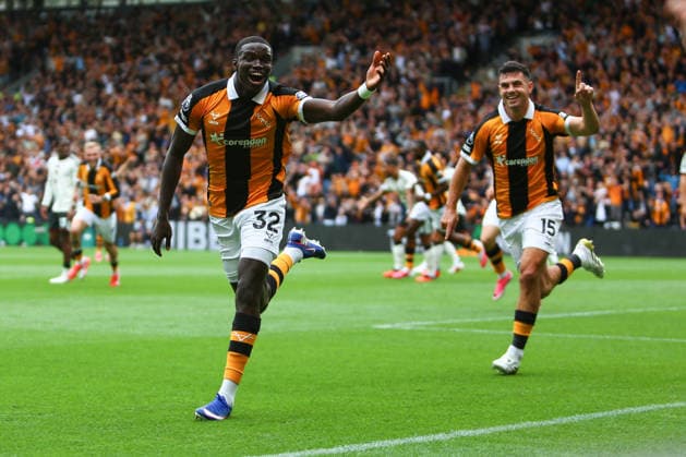 MKM Stadium KINGSTON UPON HULL, ENGLAND, AUGUST 22: Nobel Mendy of Hull City celebrates scoring Hull City™s second goal during the Premier League 2026-27 match between Hull City and Manchester United, ManU at MKM Stadium on August 22, 2026 in Kingston upon Hull, England. (Photo by Zach Forster Sports Press Photo) (Zach Forster Sports Press Photo SPP)  Copyright: xZachxForster SportsxPressxPhotox xSPPx spp-en-ZaFoPrPh-spp26_zachf_2208_149