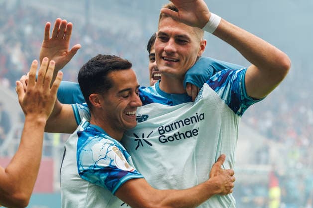 WIESBADEN, GERMANY - AUGUST 22: Lucas Vazquez (Bayer 04 Leverkusen, 17) celebrates scoring his team s second goal with teammates during the first-round match between SV Wehen Wiesbaden vs. Bayer 04 Leverkusen at Brita Arena of the German Cup on August 22, 2026 in Wiesbaden, Germany. DFL REGULATIONS PROHIBIT ANY USE OF PHOTOGRAPHS AS IMAGE SEQUENCES AND OR QUASI-VIDEO. Hessen Germany Copyright: xStephanxHahnex