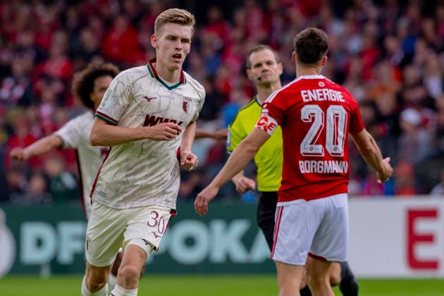 Germany, Cottbus, LEAG Energie Stadion, 22.08.2026, DFB Pokal 2026 27, 1. Runde, FC Energie Cottbus vs. FC Augsburg, Anton Kade (FC Augsburg) nach seinem Treffer gegen FC Energie Cottbus, Photo by Eibner Pressefoto Tino Henschel DFB Pokal 2026 27, 1. Runde, FC Energie Cottbus vs. FC Augsburg Cottbus *** Germany, Cottbus, LEAG Energie Stadium, August 22, 2026, 2026–27 DFB Cup, First Round, FC Energie Cottbus vs. FC Augsburg, Anton Kade of FC Augsburg after scoring against FC Energie Cottbus, Photo by Eibner Pressefoto Tino Henschel, DFB Cup 2026–27, First Round, FC Energie Cottbus vs. FC Augsburg, Cottbus Copyright: xEibnerxPressefotox