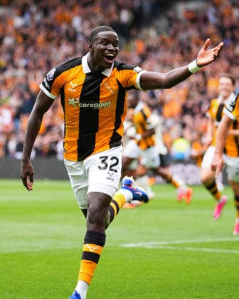 Hull City v Manchester United, ManU Premier League Nobel Mendy of Hull City celebrates scoring his sides second goal during the Premier League match at the MKM Stadium, Hull 22 08 2026 UK Newspapers OUT Copyright: xMikexMartinx FIL-23813-0067