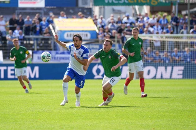 Deutschland: Fussball, NFV Krombacher Niedersachsenpokal, Viertelfinale, Hänsch-Arena, Emslandstadion, 3. Liga vs. Regionalliga Nord, SV Meppen vs. HSC Hannover: Ersin Zehir (SV Meppen, 6) *** German Soccer, NFV Krombacher Lower Saxony Cup, Quarterfinals, Hänsch Arena, Emslandstadion, 3. Liga vs. Regionalliga Nord, SV Meppen vs. HSC Hannover, Ersin Zehir (SV Meppen), 6 Copyright: xMichelxWittex