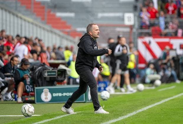Fußball, Herren, Saison 2026 2027, DFB-Pokal (1. Runde), FC Energie Cottbus - FC Augsburg, Trainer Manuel Baum (Augsburg), 22.08.2026, *** Soccer, Men s, 2026–2027 Season, DFB Cup First Round, FC Energie Cottbus vs. FC Augsburg, Coach Manuel Baum (Augsburg), August 22, 2026, Copyright: xMatthiasxKochx