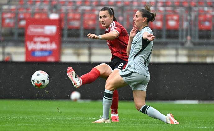 21.08.2026 - Fussball - Saison 2026 2027 - Regionalliga Bayern - 05. Spieltag: SC Eltersdorf SCE ( Quecken ) - SpVgg Greuther Fürth II (Kleeblatt) - - xwoxzix - Leia Varley (2, 1. FC Nürnberg FCN ) Smilla Vallotto (14, VfL Wolfsburg ) *** August 21, 2026 Soccer Season 2026–2027 Bavarian Regional League Matchday 05 SC Eltersdorf SCE Quecken SpVgg Greuther Fürth II Kleeblatt xwoxzix Leia Varley 2, 1 FC Nuremberg FCN Smilla Vallotto 14, VfL Wolfsburg