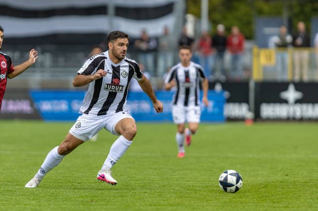 Freisteller Michael Kleinschrodt (VfR Aalen, 09) dynamische Ballmitnahme, GER, VfR Aalen vs. SG Eintracht Frankfurt II, Fussball, Herren, Regionalliga Suedwest, 3. Spieltag, Spielzeit 2026 2027, 22.08.2026, DFL DFB REGULATIONS PROHIBIT ANY USE OF PHOTOGRAPHS AS IMAGE SEQUENCES AND OR QUASI-VIDEO, GER, VfR Aalen vs. SG Eintracht Frankfurt II, Fussball, Herren, Regionalliga Suedwest, 3. Spieltag, Spielzeit 2026 2027, 22.08.2026 Aalen *** Photo by Michael Kleinschrodt, VfR Aalen, 09 dynamic dribble, GER, VfR Aalen vs. SG Eintracht Frankfurt II, Soccer, Men s, Regionalliga Southwest, Matchday 3, 2026–2027 season, August 22, 2026, DFL and DFB regulations prohibit any use of photographs as image sequences and or quasi-video, GER, VfR Aalen vs. SG Eintracht Frankfurt II, Soccer, Men’s, Regionalliga Southwest, Matchday 3, 2026–2027 Season, August 22, 2026, Aalen Copyright: xEibner-Pressefoto JanixPlessx EP_JPL